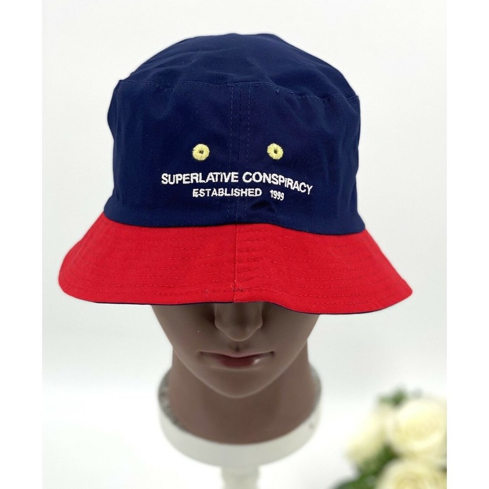 WeSC Unisex Reversible Bucket Hat Small-Med Navy Red White NEW
